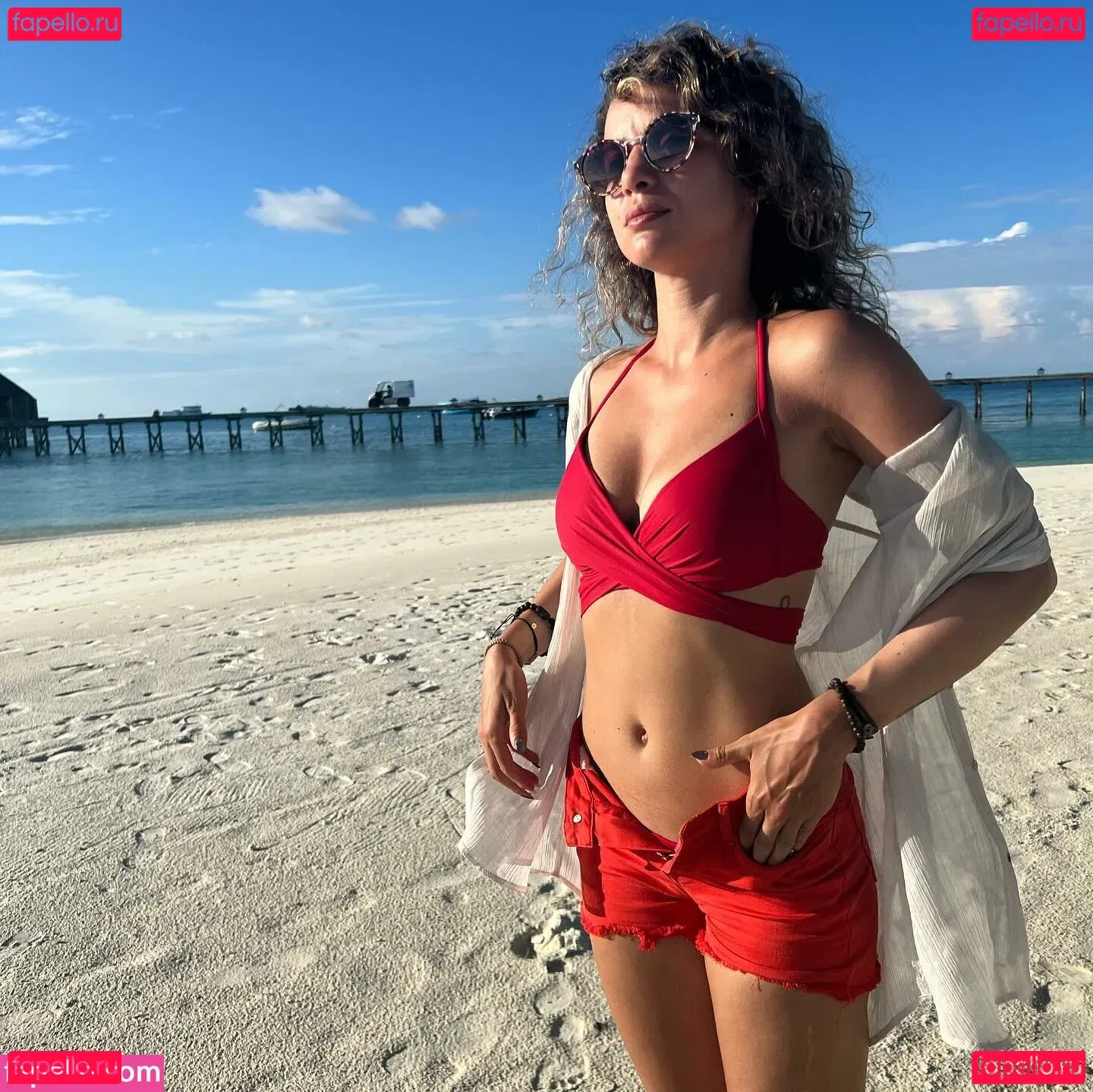 Laure Valée Onlyfans Photo Gallery 