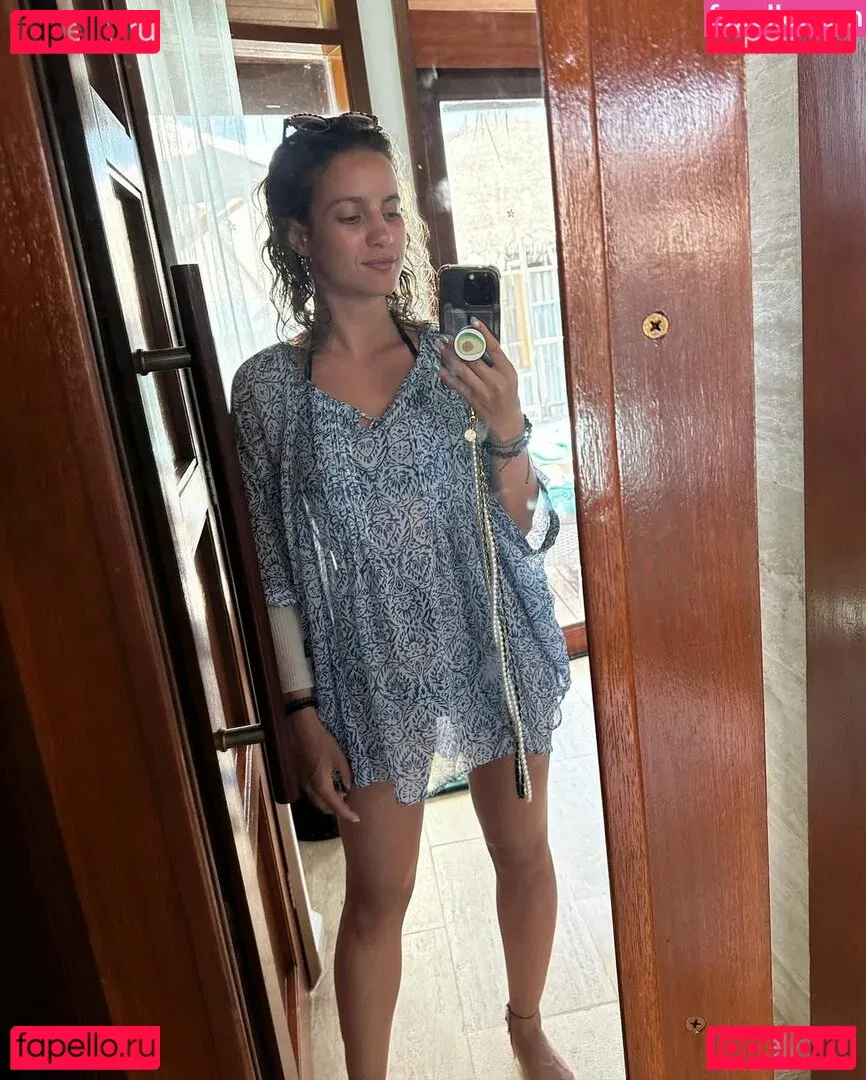 Laure Valée Onlyfans Photo Gallery 