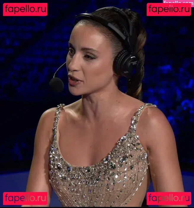 Laure Valée Onlyfans Photo Gallery 