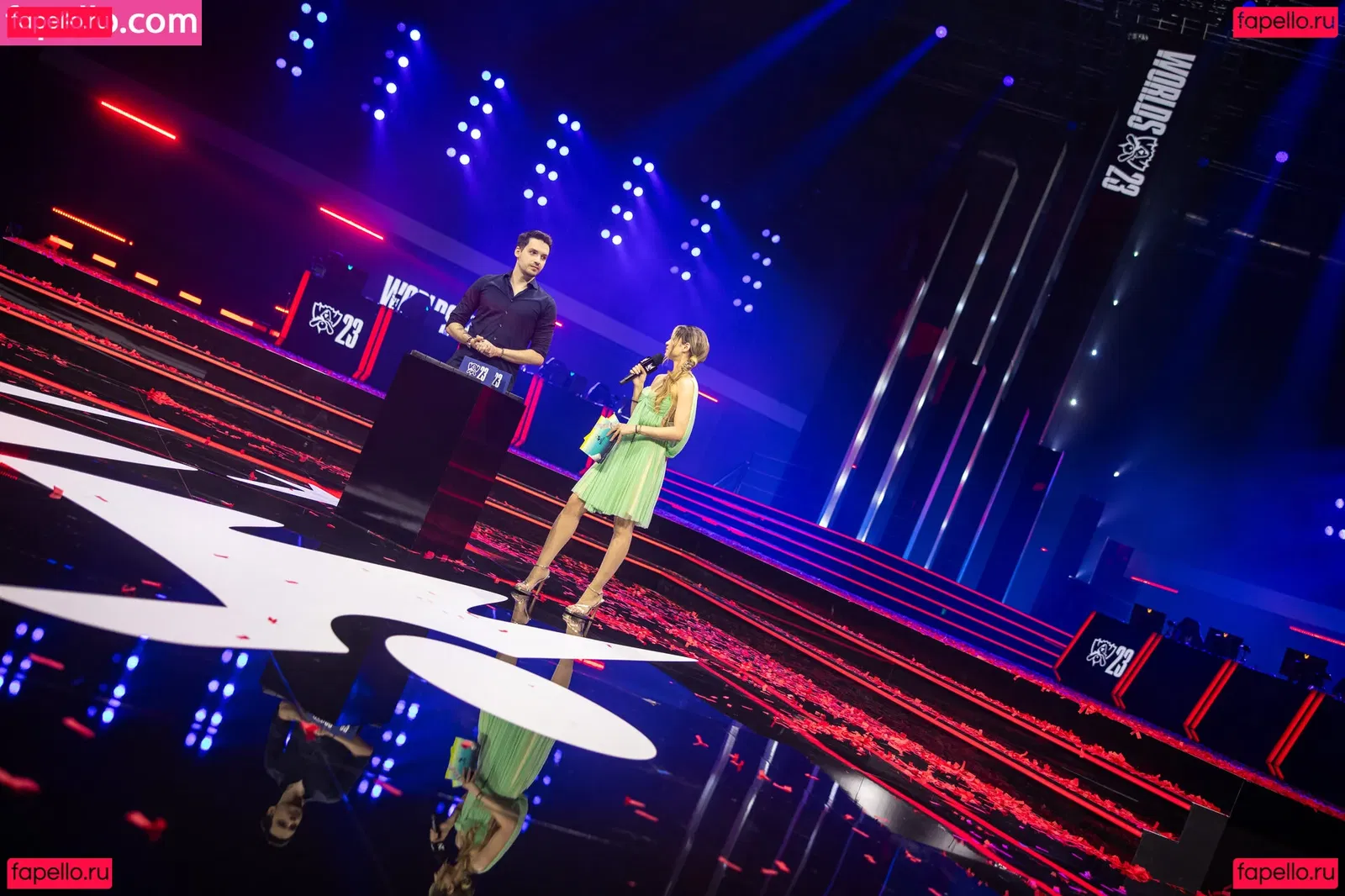 Laure Valée Onlyfans Photo Gallery 