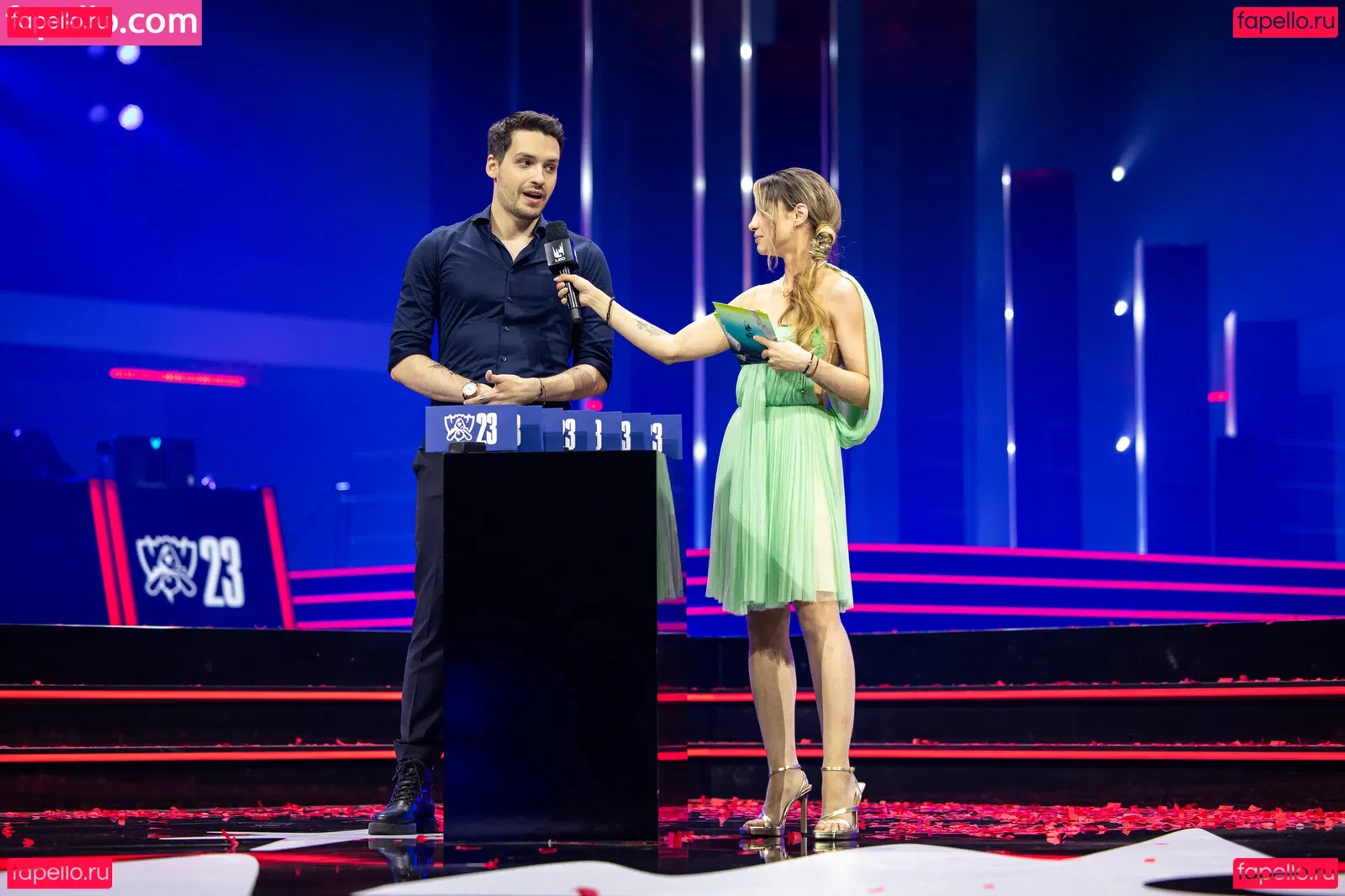 Laure Valée Onlyfans Photo Gallery 