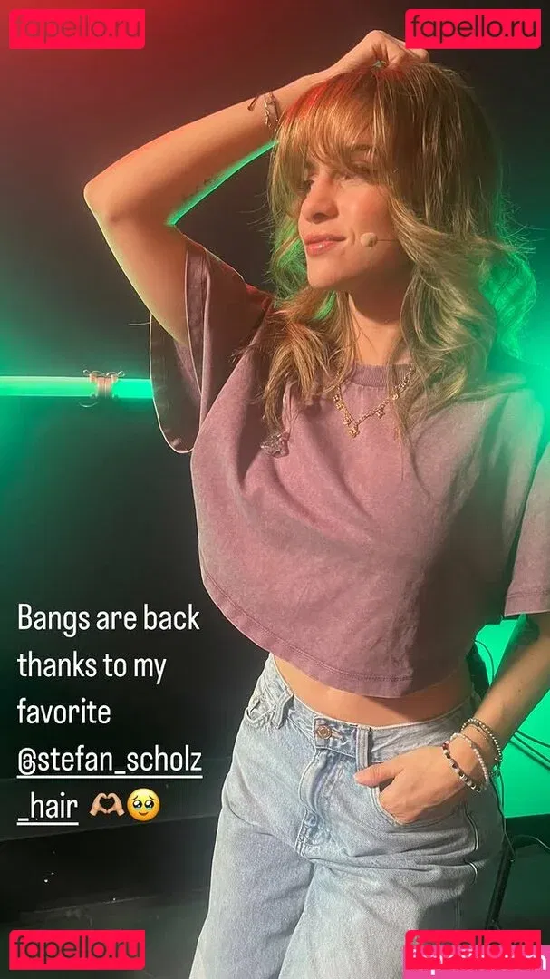 Laure Valée Onlyfans Photo Gallery 