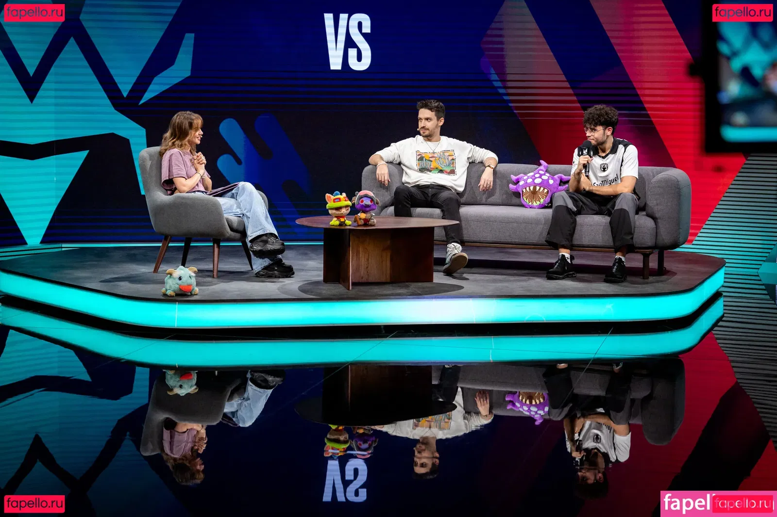 Laure Valée Onlyfans Photo Gallery 