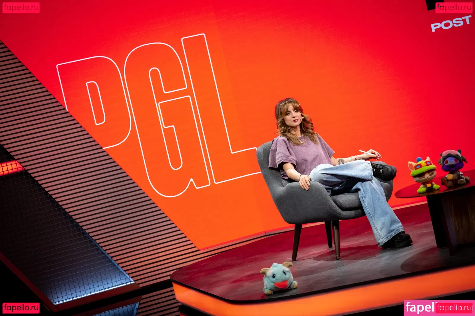 Laure Valée Onlyfans Photo Gallery 