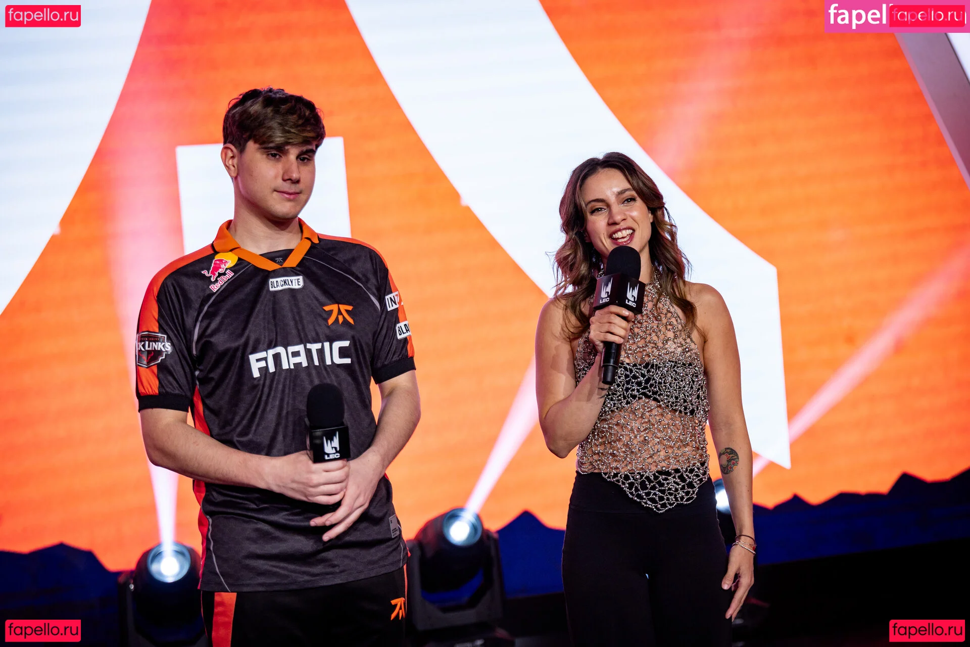 Laure Valée Onlyfans Photo Gallery 