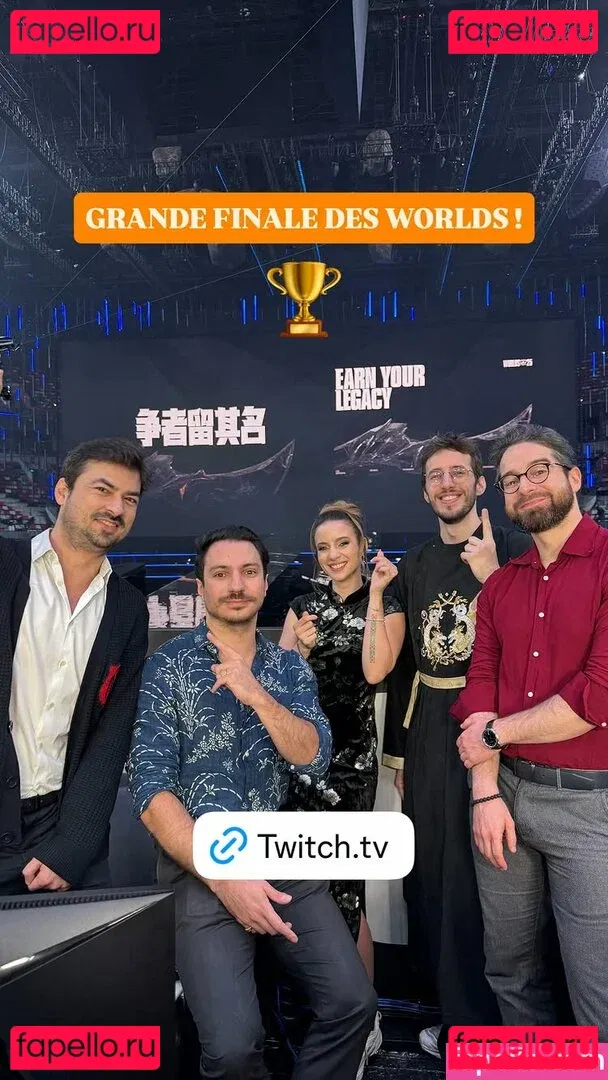 Laure Valée Onlyfans Photo Gallery 