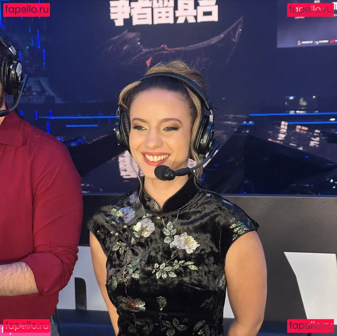 Laure Valée Onlyfans Photo Gallery 