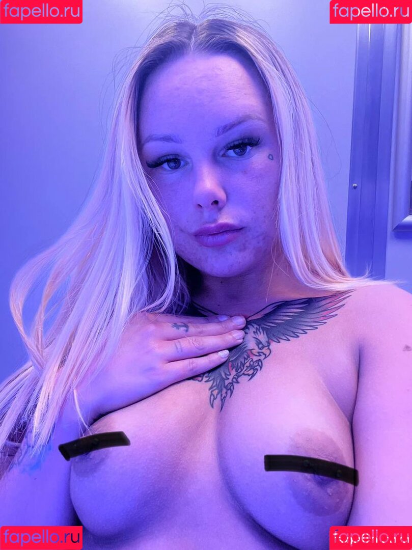 Misstakennn Onlyfans Photo Gallery 