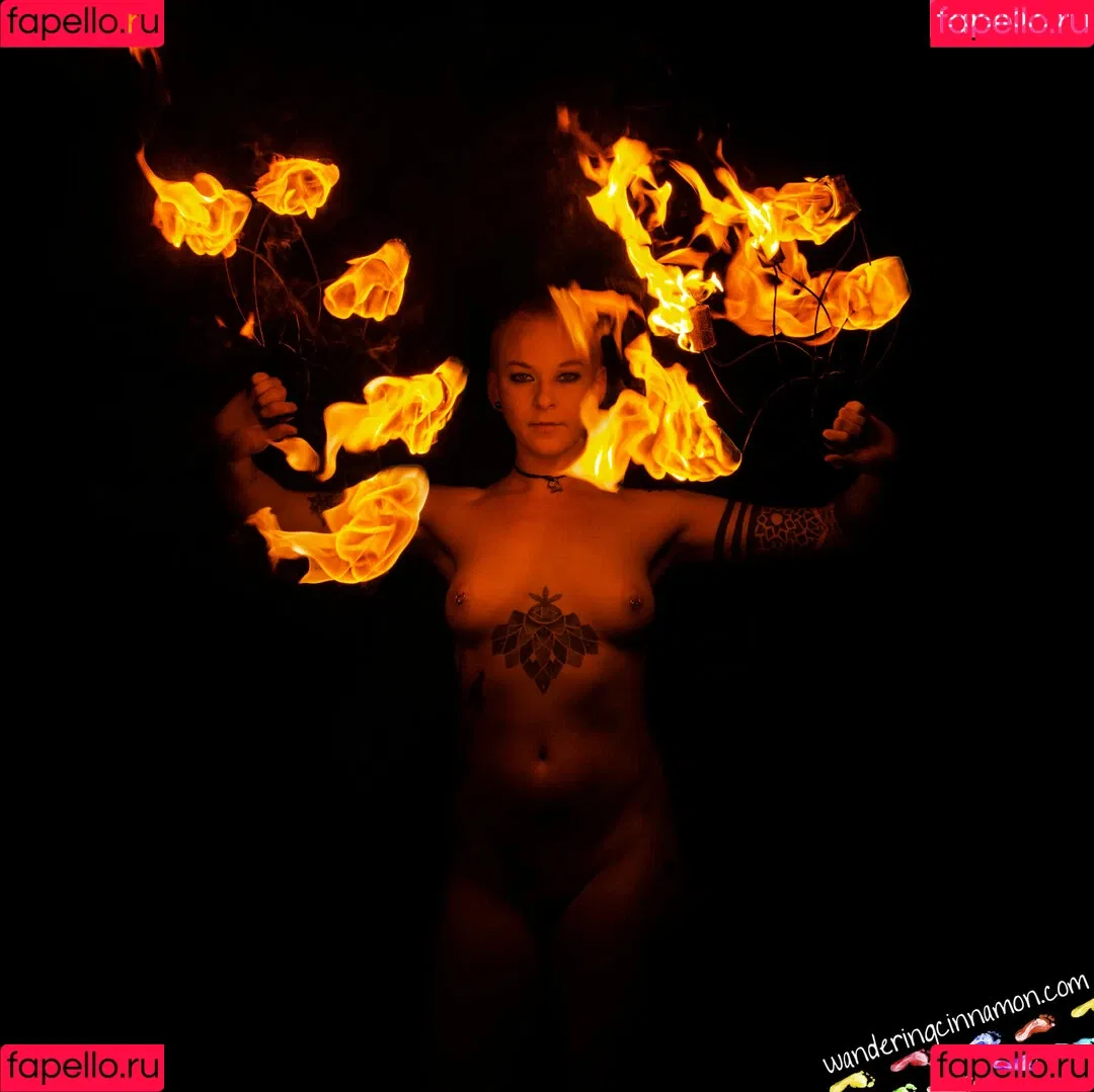 wanderingcinnamon2 Onlyfans Photo Gallery 