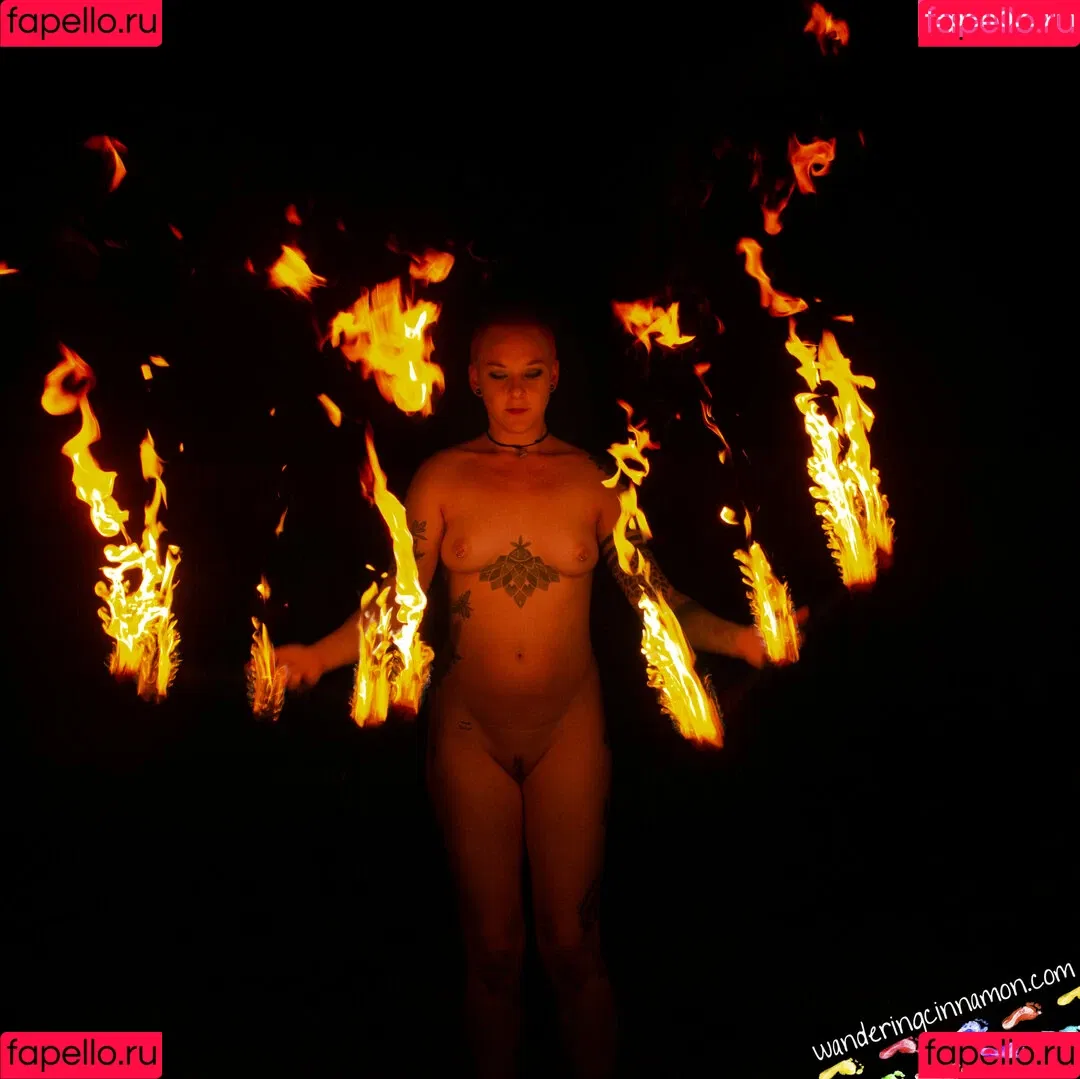 wanderingcinnamon2 Onlyfans Photo Gallery 