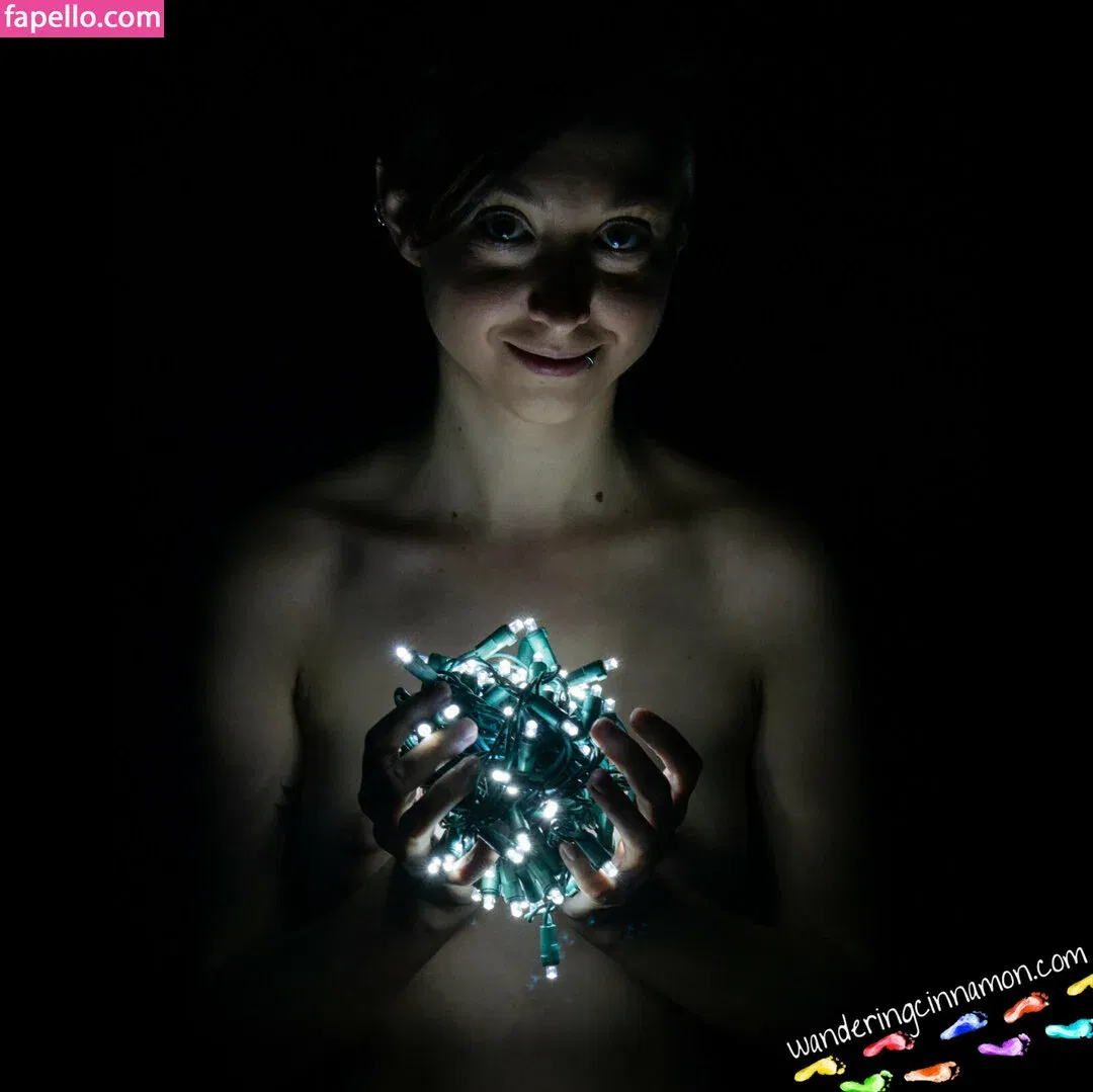 wanderingcinnamon2 Onlyfans Photo Gallery 