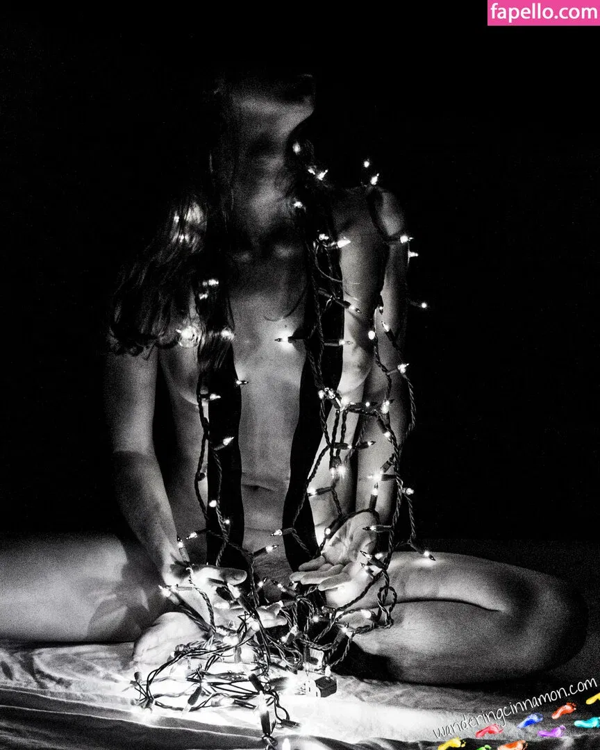 wanderingcinnamon2 Onlyfans Photo Gallery 