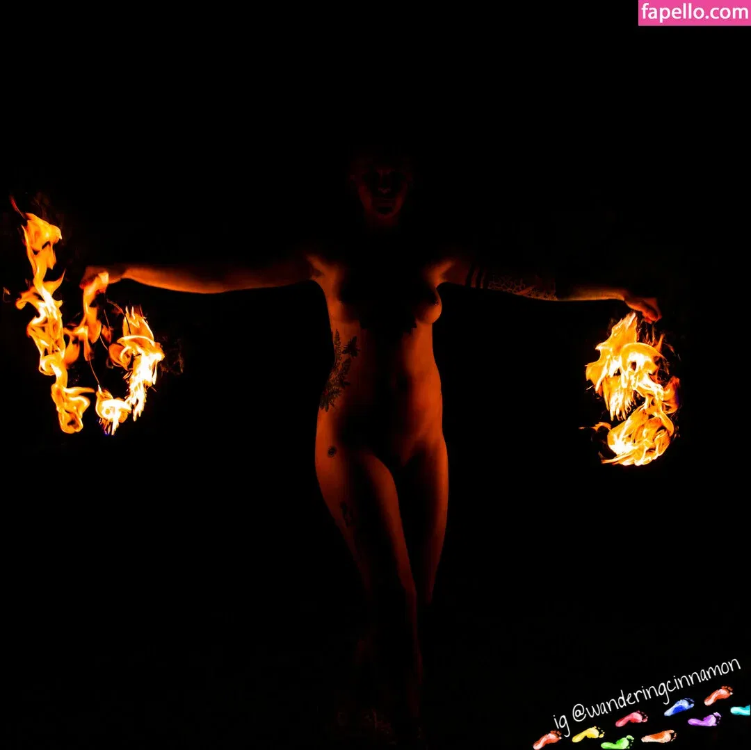 wanderingcinnamon2 Onlyfans Photo Gallery 