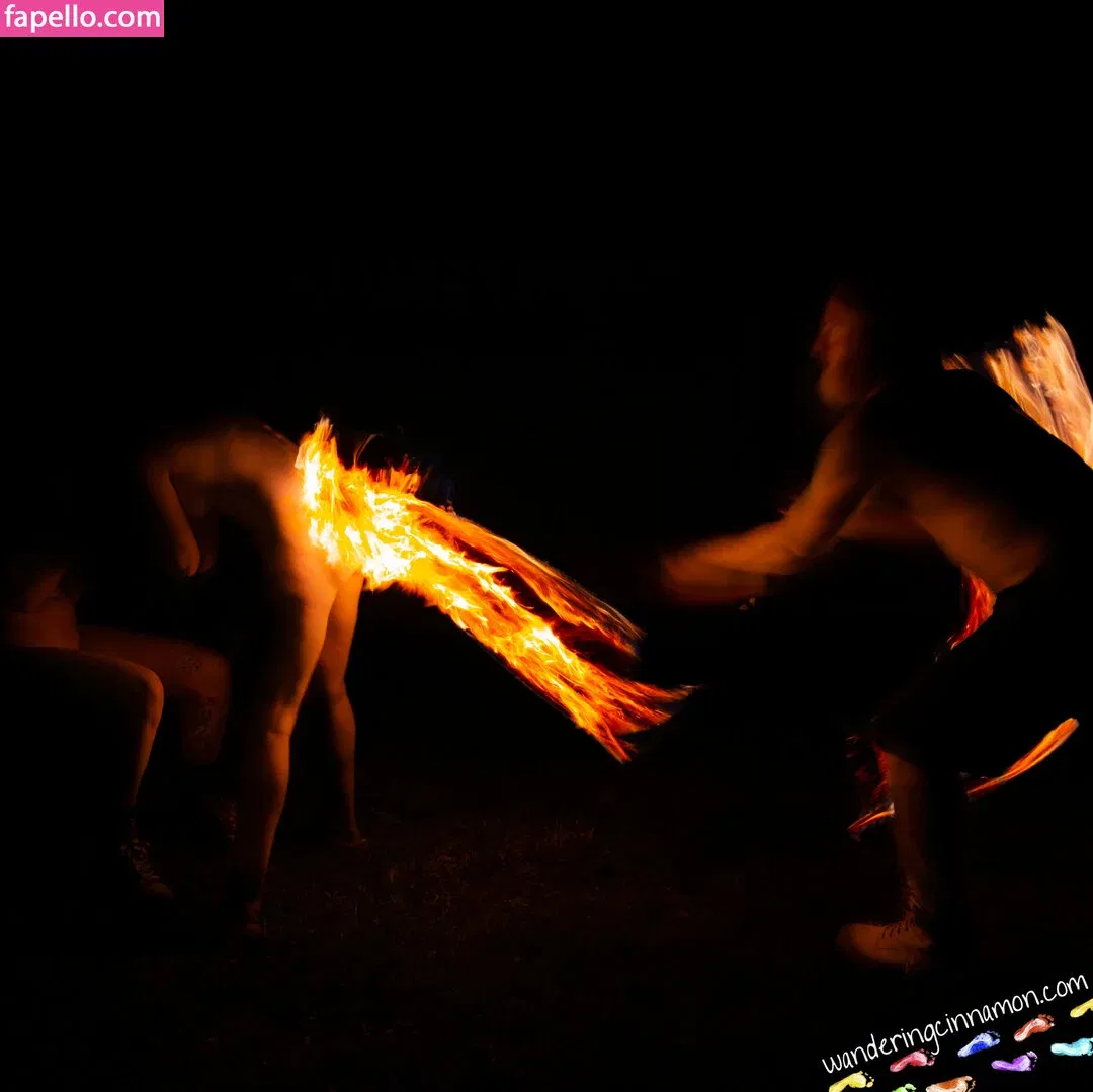 wanderingcinnamon2 Onlyfans Photo Gallery 