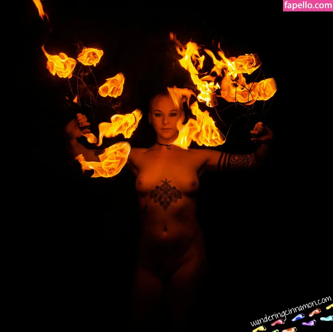 wanderingcinnamon2 Onlyfans Photo Gallery 