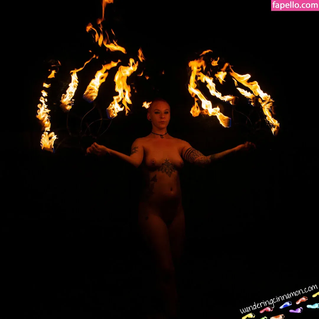 wanderingcinnamon2 Onlyfans Photo Gallery 