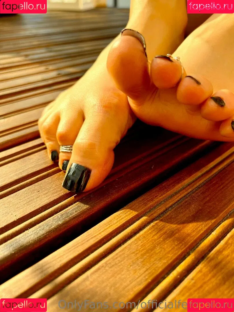 officialfeetforfun Onlyfans Photo Gallery 