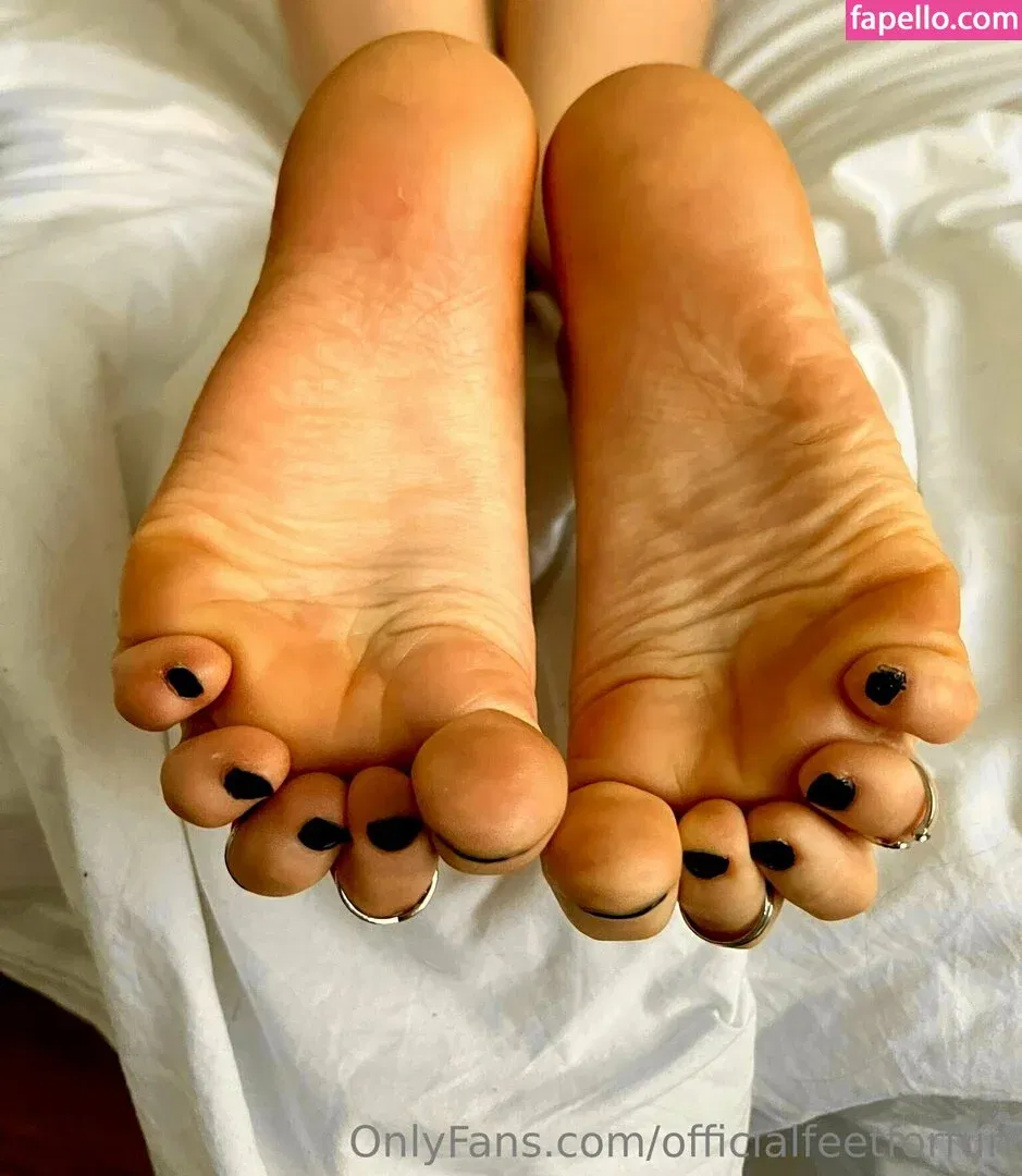 officialfeetforfun Onlyfans Photo Gallery 
