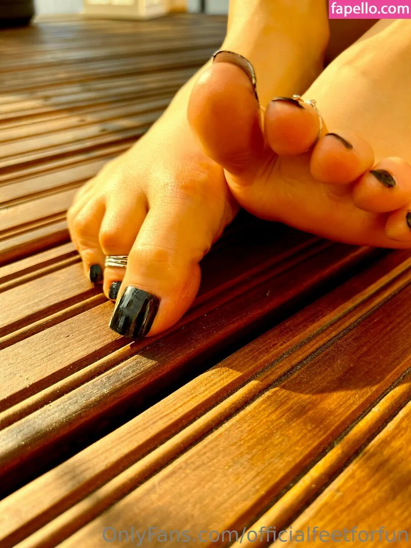 officialfeetforfun Onlyfans Photo Gallery 