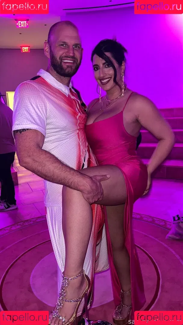 Sarah Arabic Onlyfans Photo Gallery 