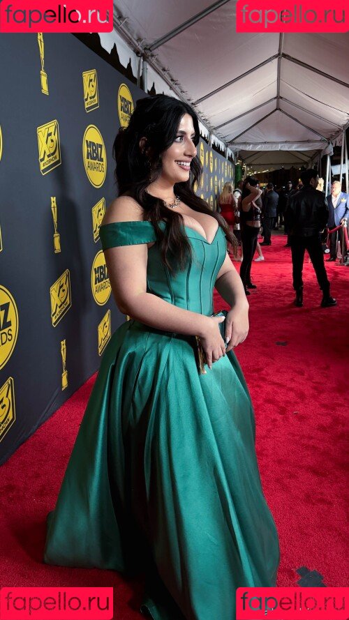 Sarah Arabic Onlyfans Photo Gallery 