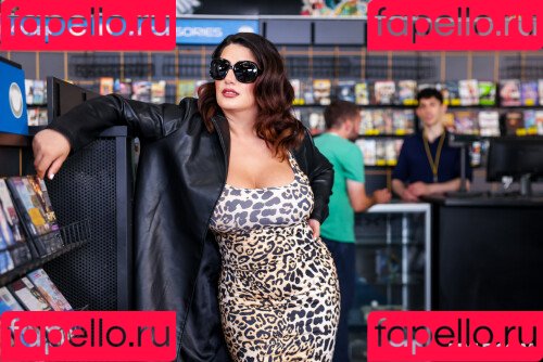 Sarah Arabic Onlyfans Photo Gallery 