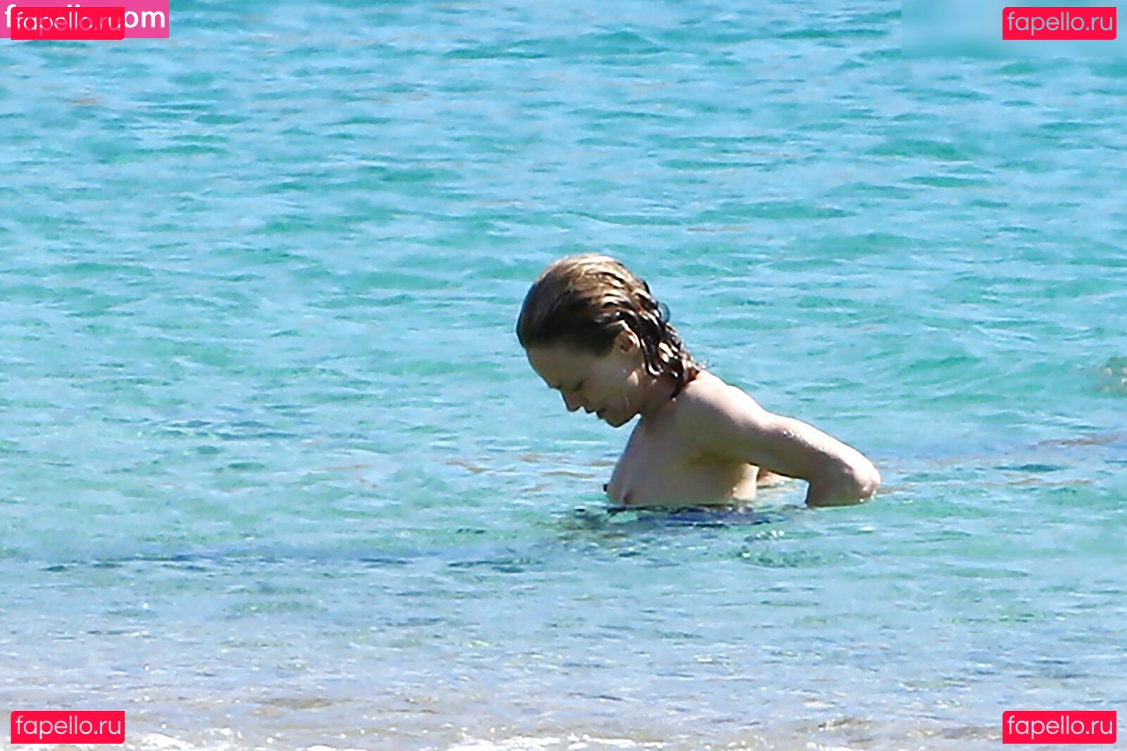 Vanessa Paradis Nude Onlyfans Photo 50