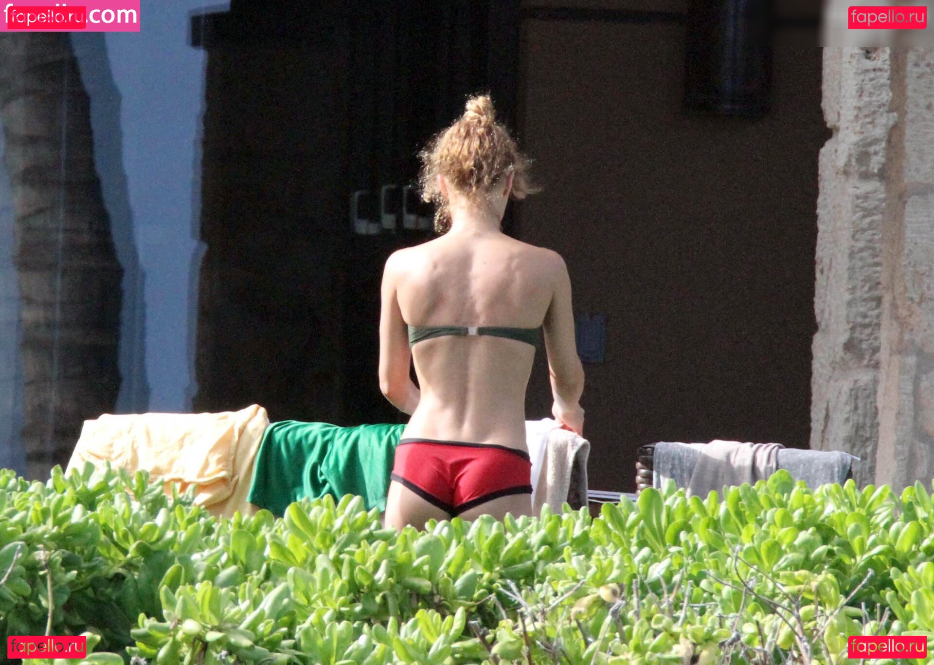 Vanessa Paradis Nude Onlyfans Photo 40