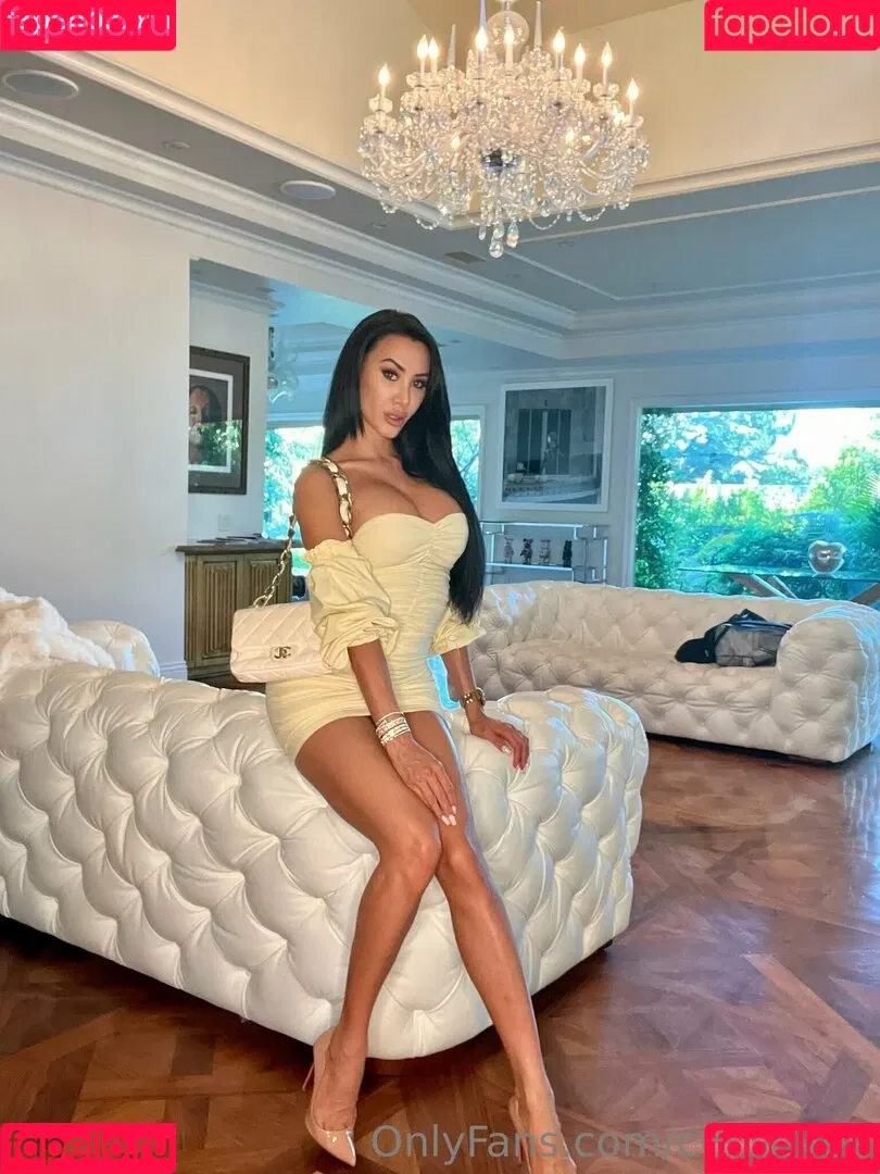 corrieyee Onlyfans Photo Gallery 