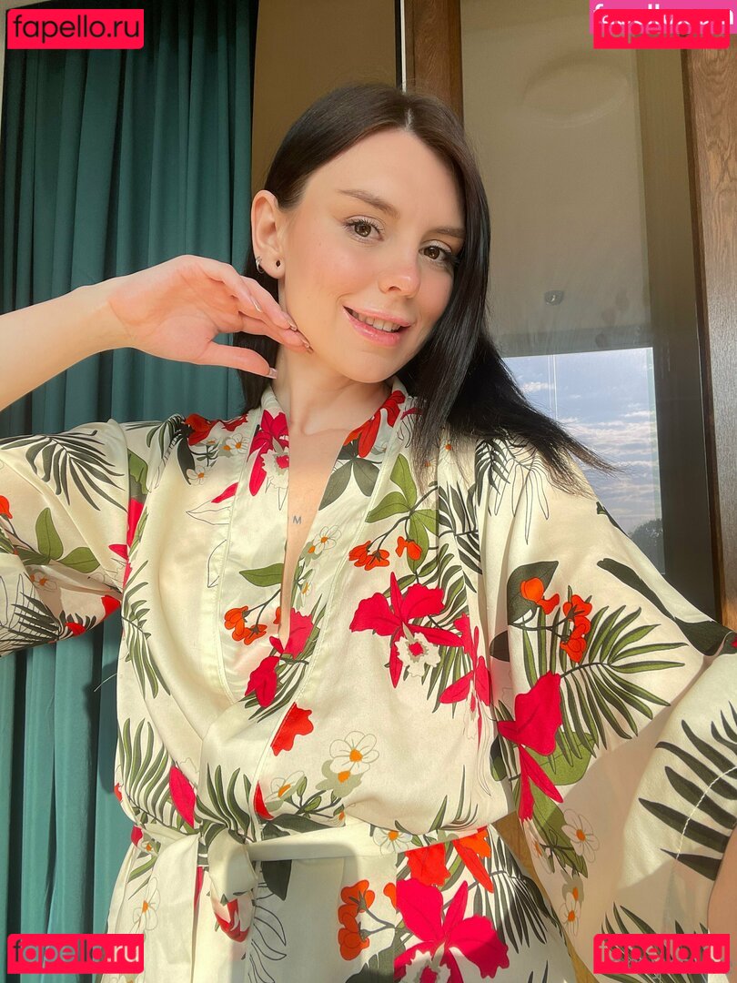 emyraine Nude Onlyfans Photo 51