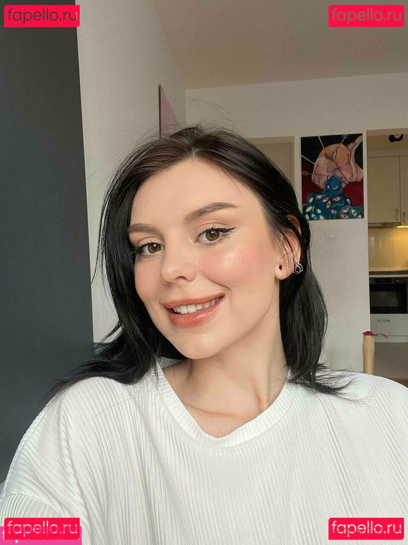 emyraine Nude Onlyfans Photo 39