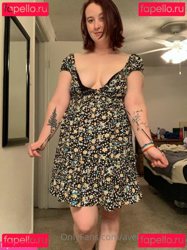 averagewoman Nude Onlyfans Photo 20