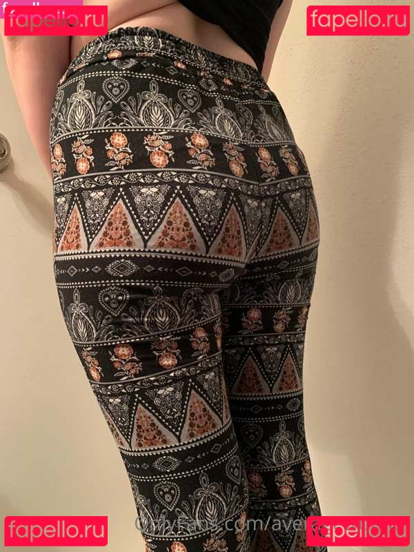 averagewoman Nude Onlyfans Photo 8