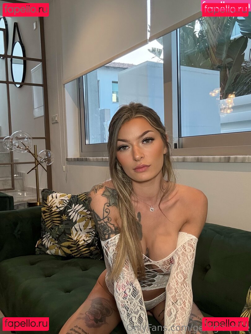 Georgia Mae Nude Onlyfans Photo 12