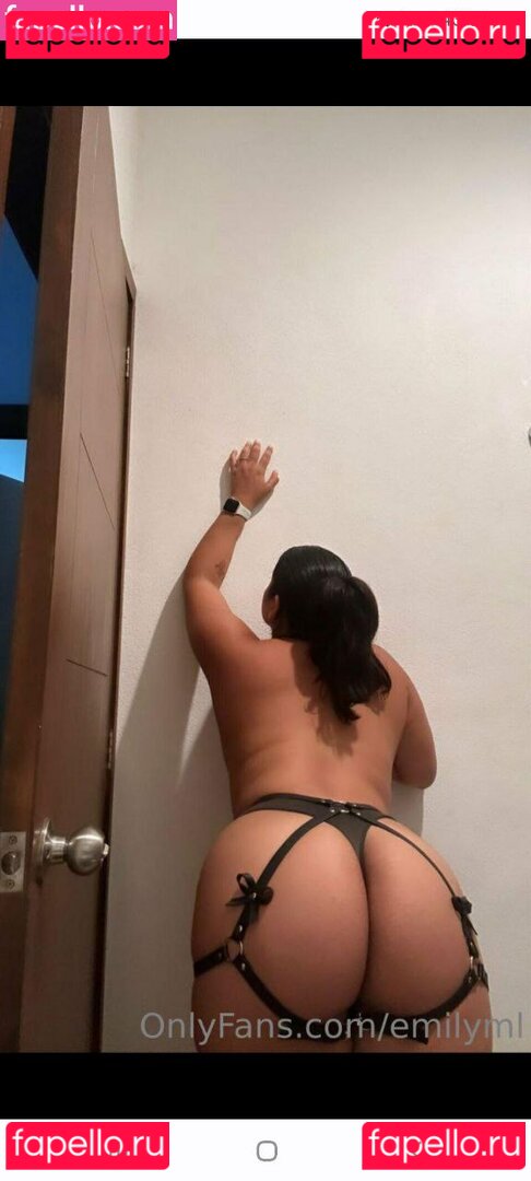 emilyml Nude Onlyfans Photo 32