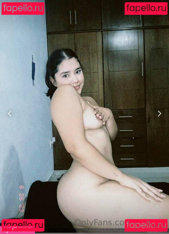 emilyml Nude Onlyfans Photo 22