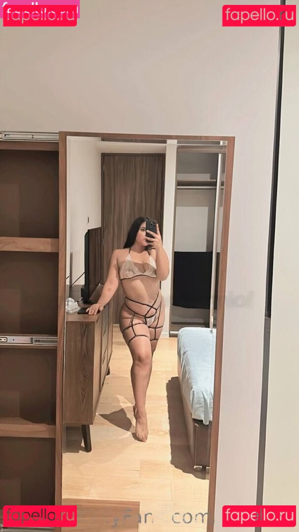 emilyml Nude Onlyfans Photo 6