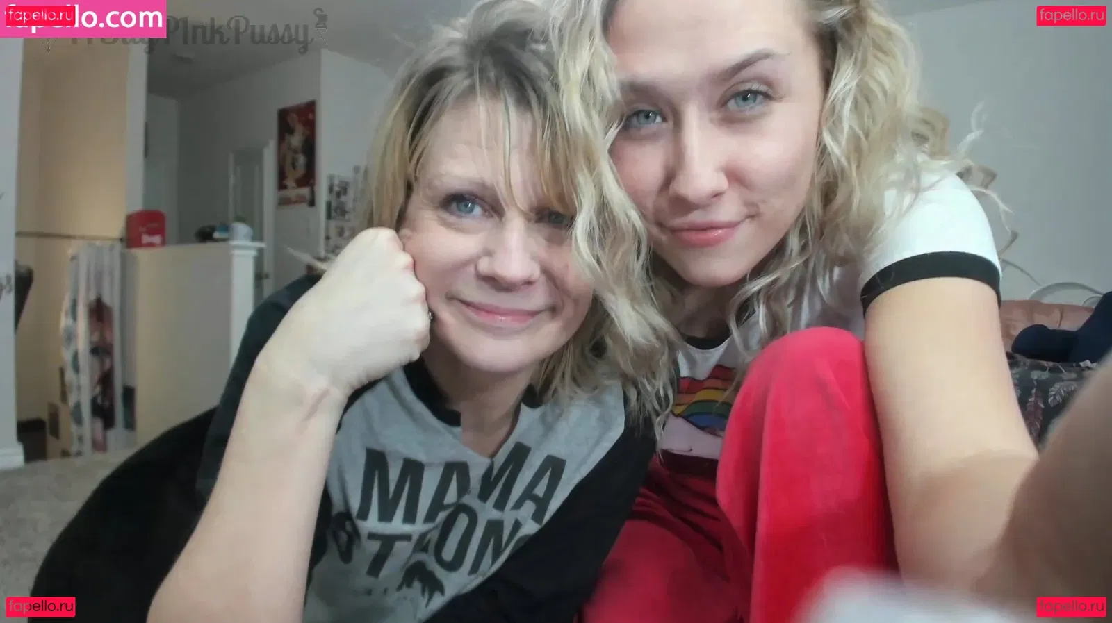 Daughter_Mother Onlyfans Photo Gallery 