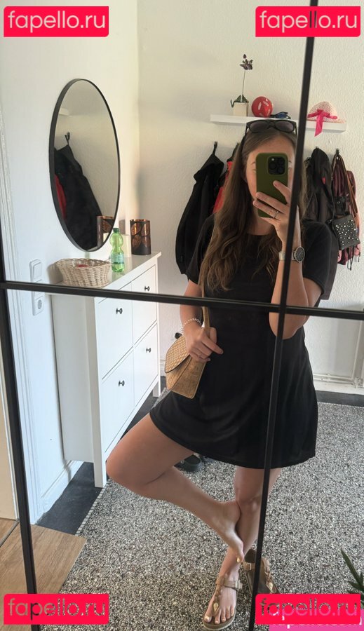 leni.princess Nude Onlyfans Photo 20