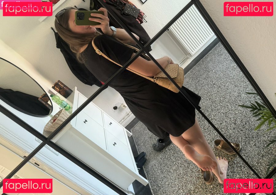 leni.princess Nude Onlyfans Photo 18