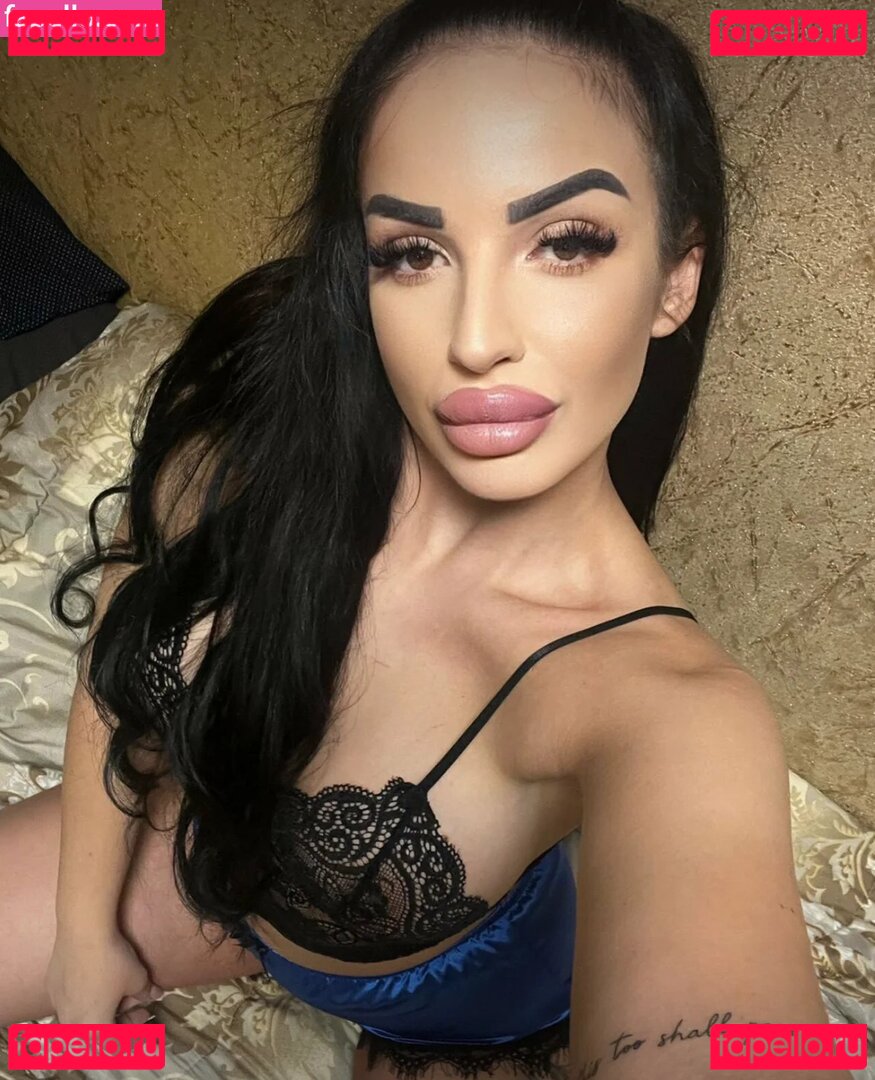nikolsi Nude Onlyfans Photo 47