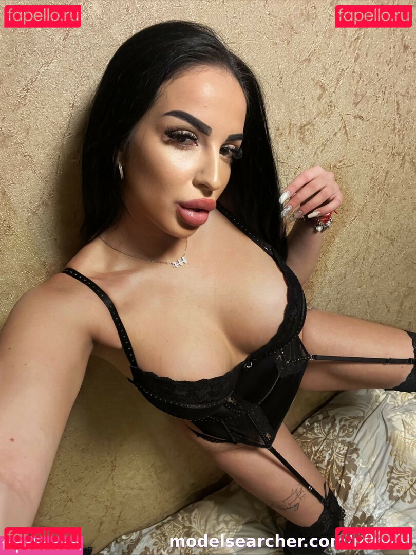 nikolsi Nude Onlyfans Photo 19