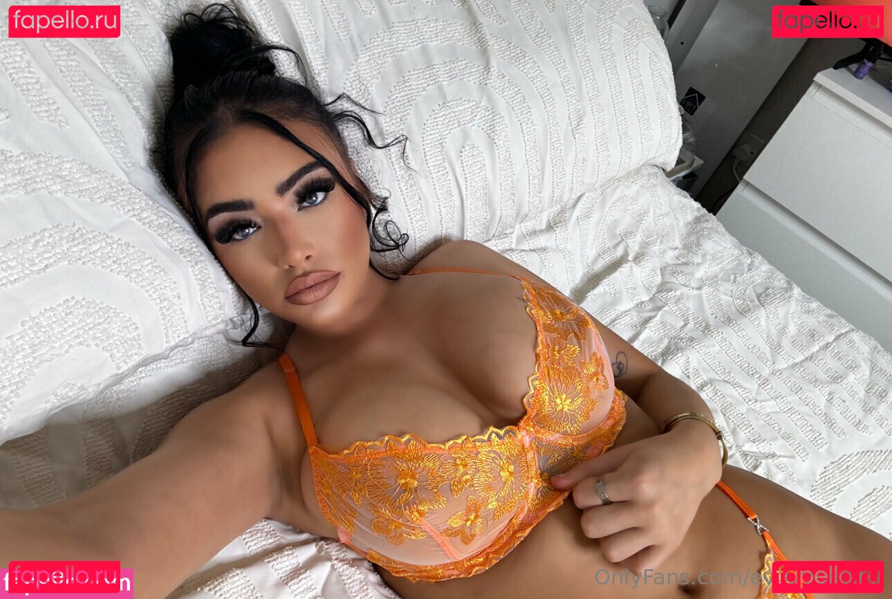 evierosewell Nude Onlyfans Photo 4