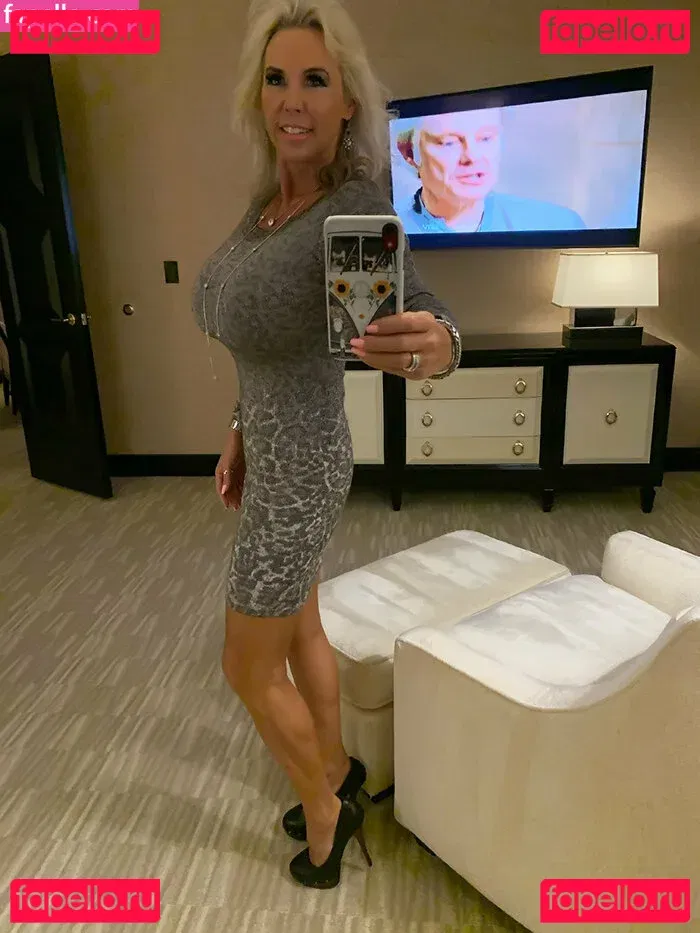 wifeysworld Onlyfans Photo Gallery 