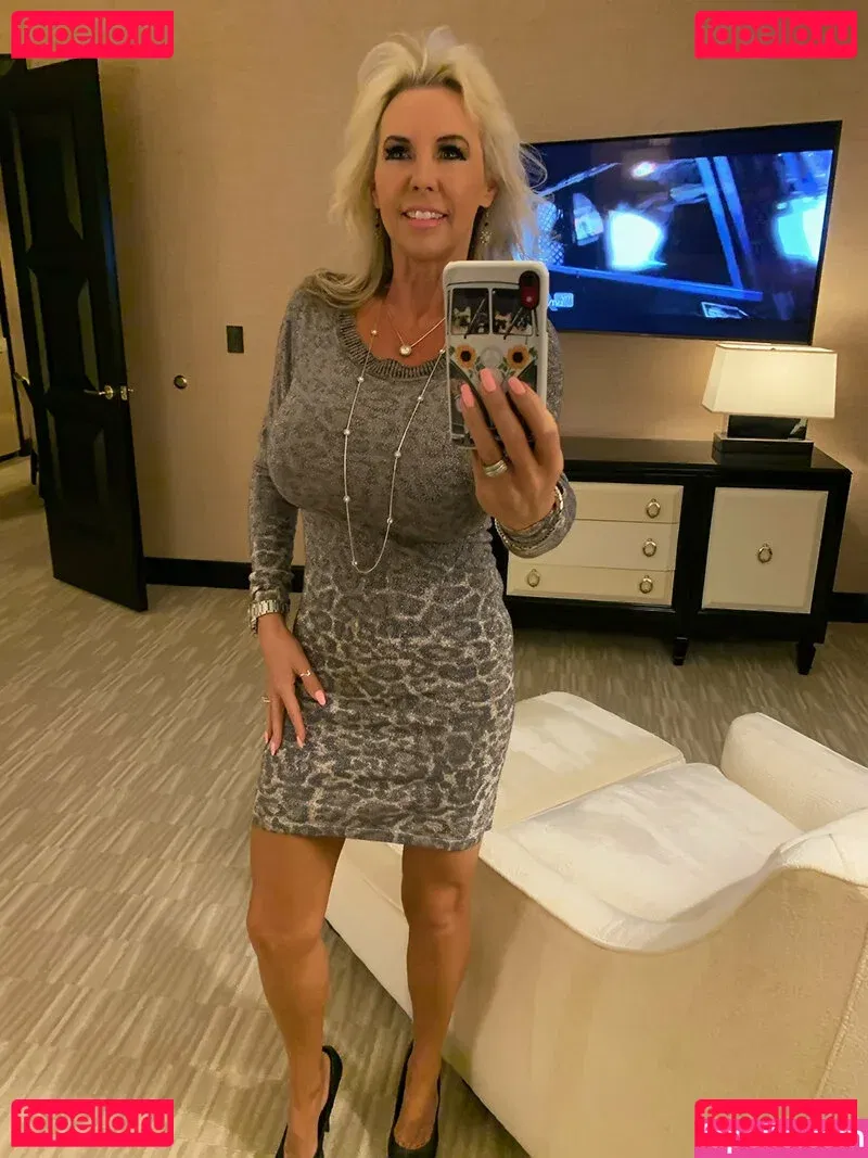 wifeysworld Onlyfans Photo Gallery 