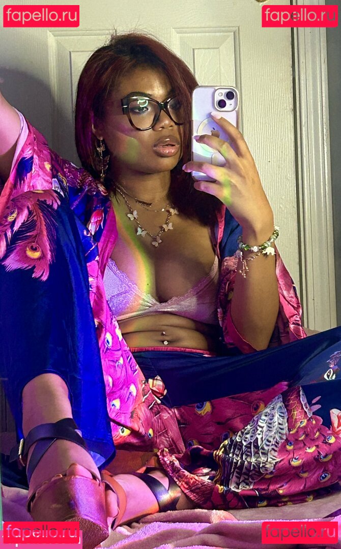 Elephanttittyz Nude Onlyfans Photo 8