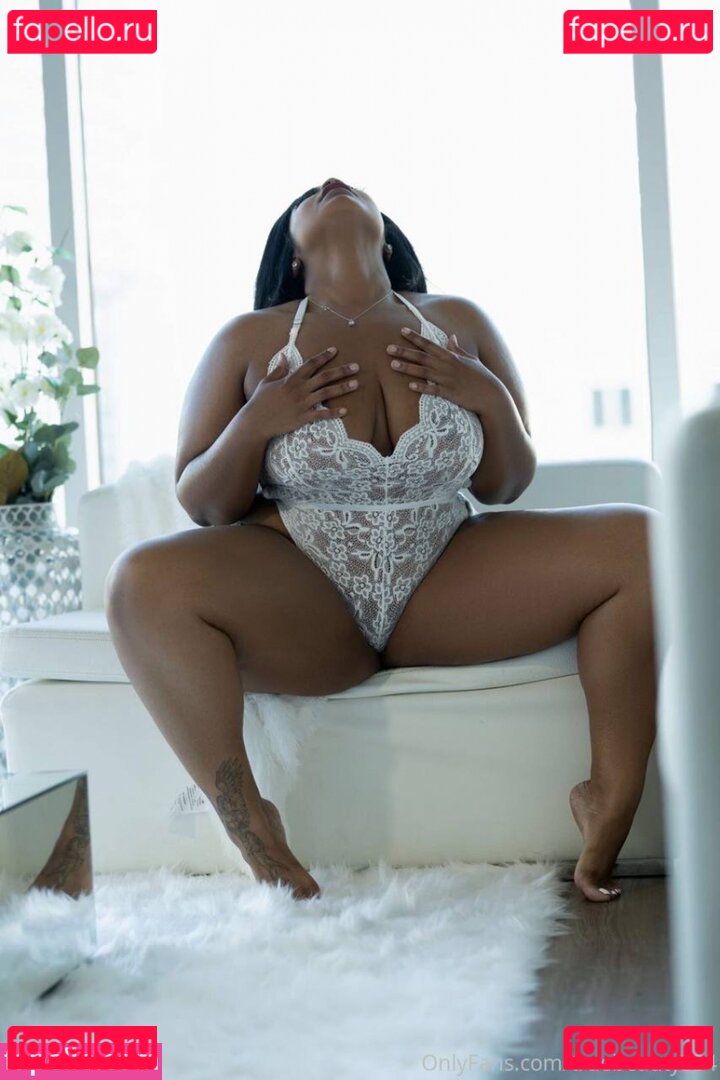 TrueBeauty334 Nude Onlyfans Photo 9
