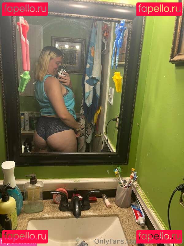 Lover-girl Nude Onlyfans Photo 8