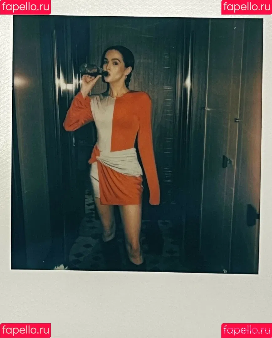 Zoey Deutch Onlyfans Photo Gallery 