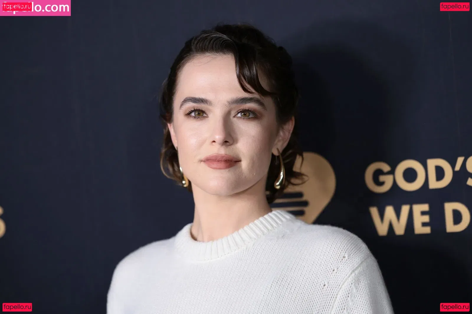 Zoey Deutch Onlyfans Photo Gallery 